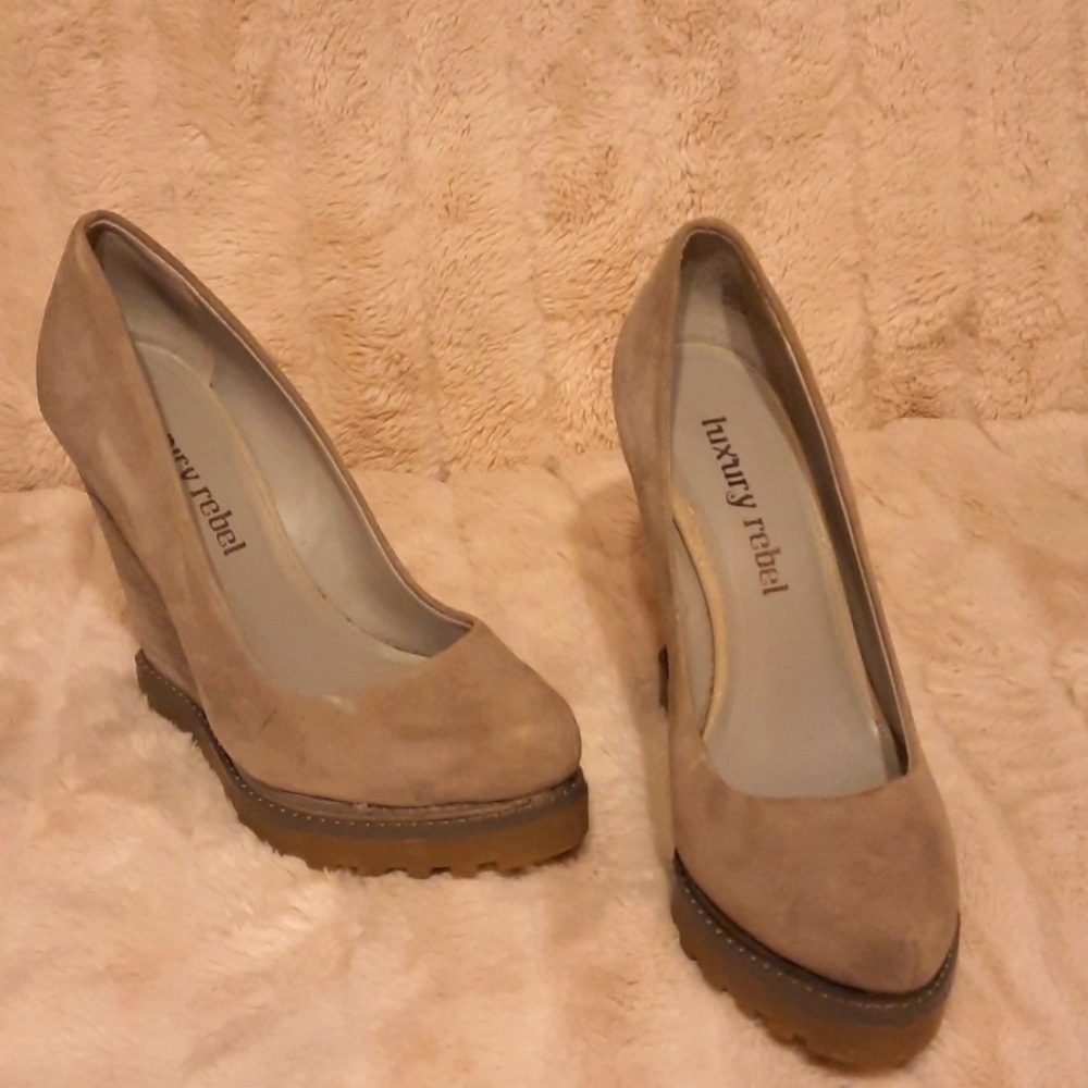 Grey wedge suede heels